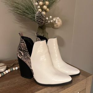 White Quipid Ankle Boots